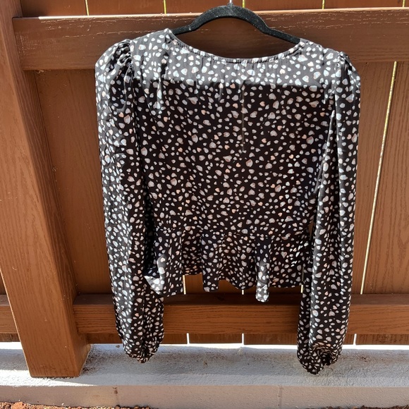 Long sleeve cropped blouse - Picture 2 of 4